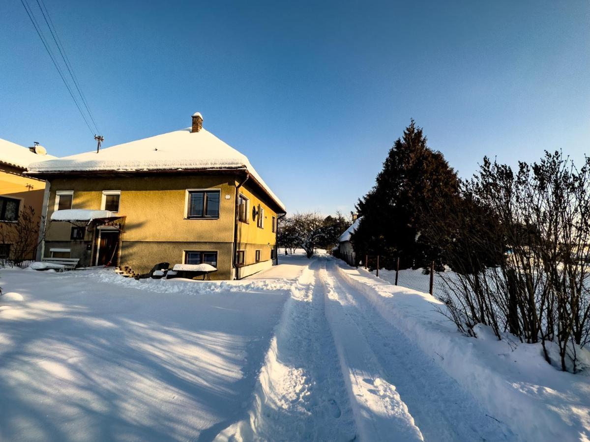 Chalupa V Západných Tatrách Bobrovec Esterno foto